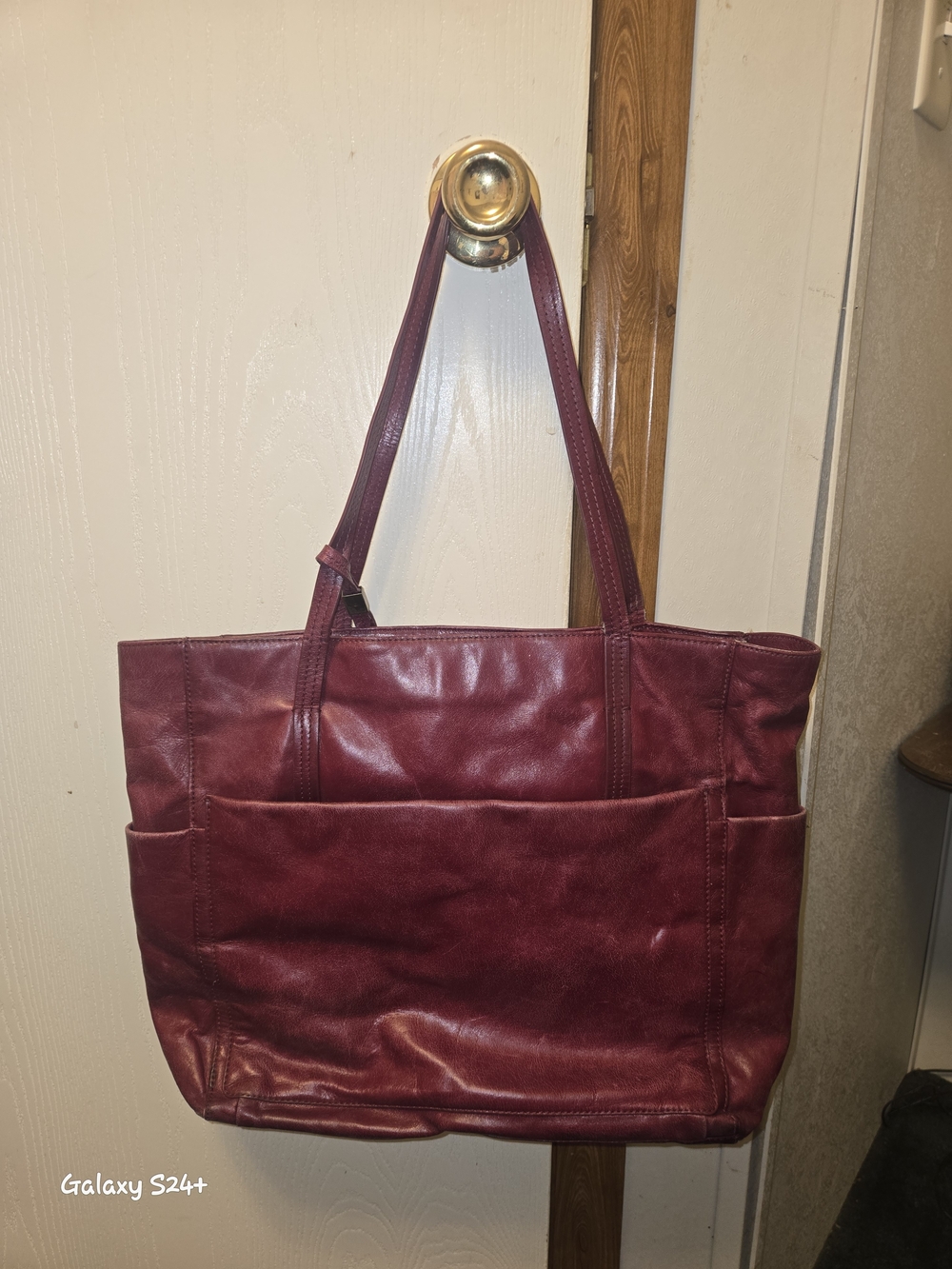 HOBO International Broker Leather Tote Shoulder Bag Burgundy Maroon Cardinal Red